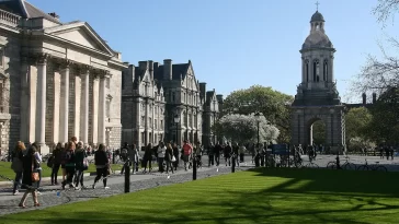 Becas Trinity College Dublin Irlanda