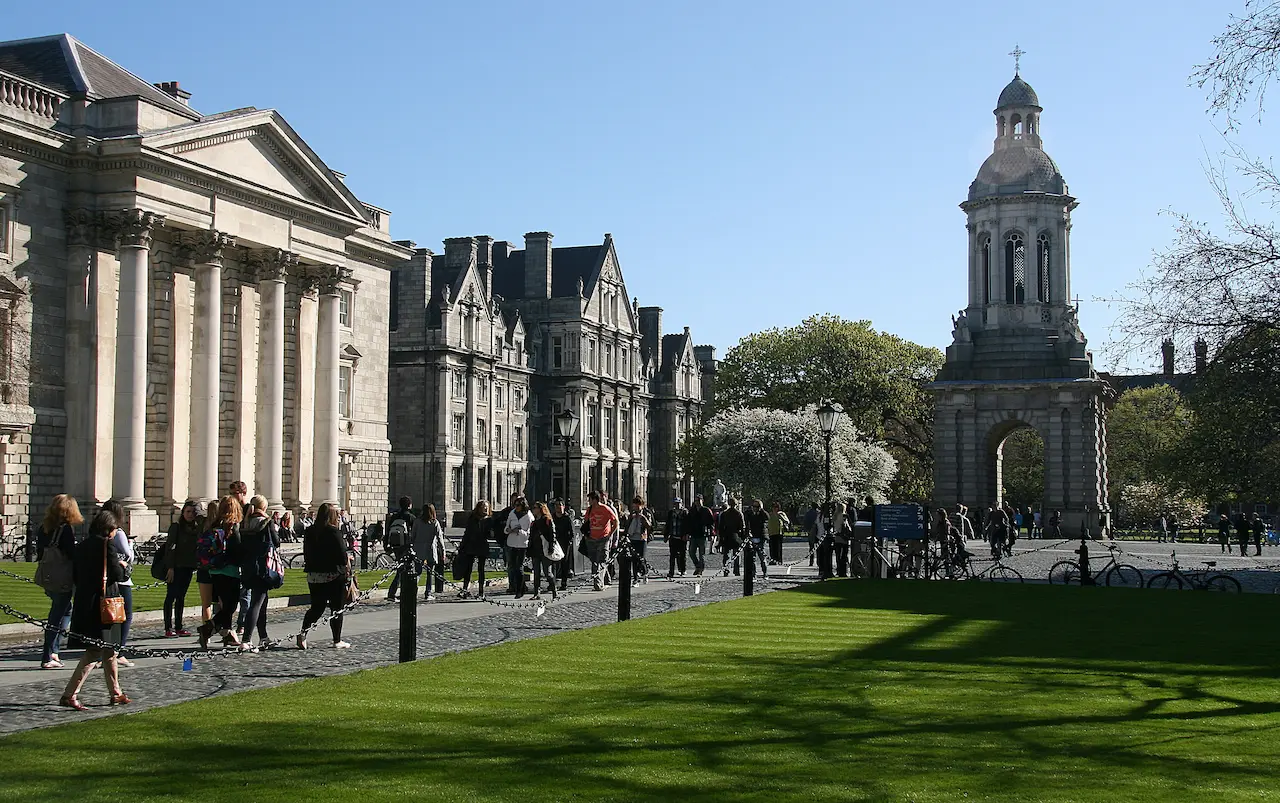 Becas Trinity College Dublin Irlanda