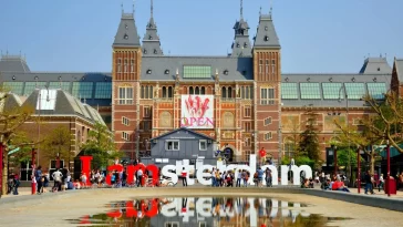 Becas Universidad de Amsterdam